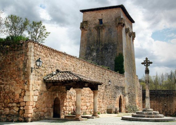 covarrubias006015.jpg