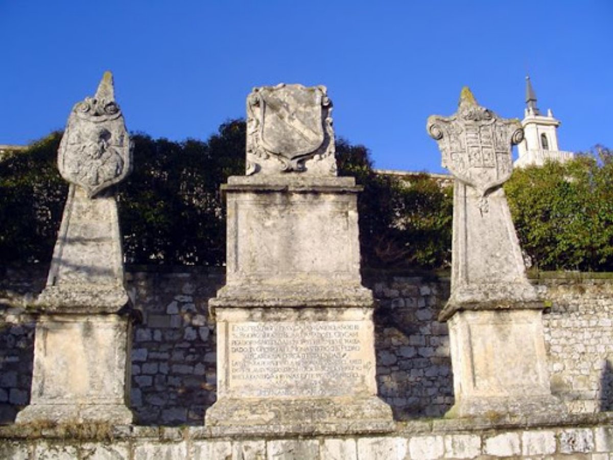 monumentosburgos046006.jpg